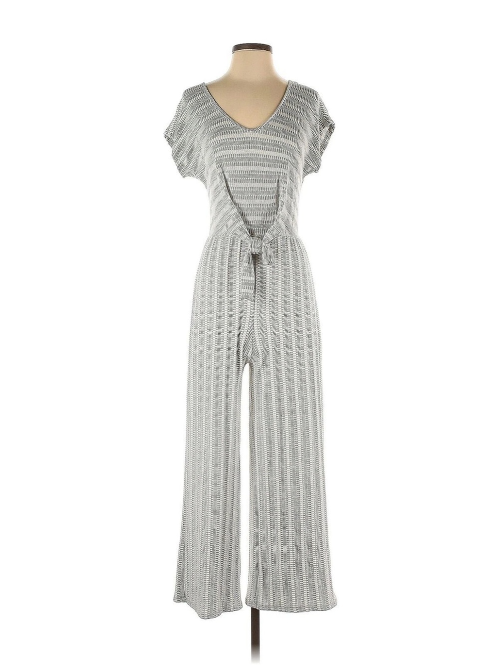 Caution to the Wind Jumpsuit Women’s Size Small (size is approximate)